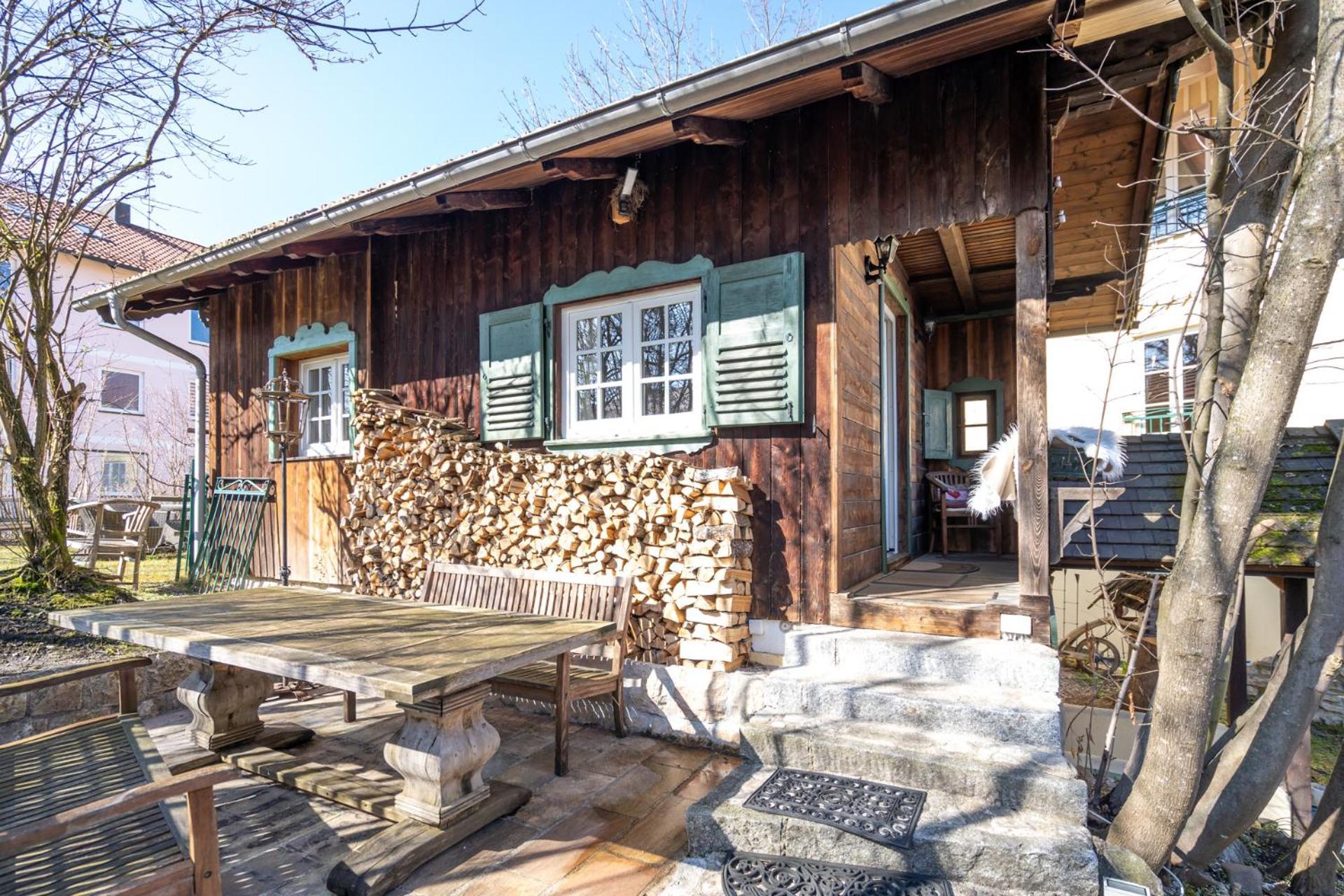 Landhaus Hotel โวลฟรัทส์เฮาเซิน ภายนอก รูปภาพ